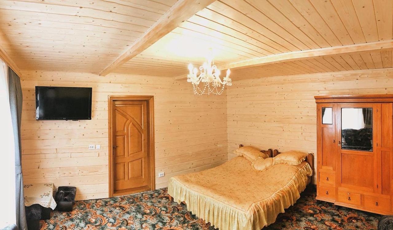 ホテル Вершина Карпат Krasnik エクステリア 写真