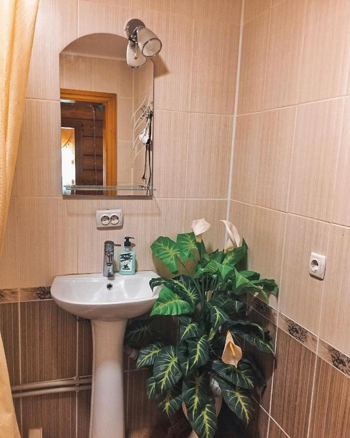ホテル Вершина Карпат Krasnik エクステリア 写真