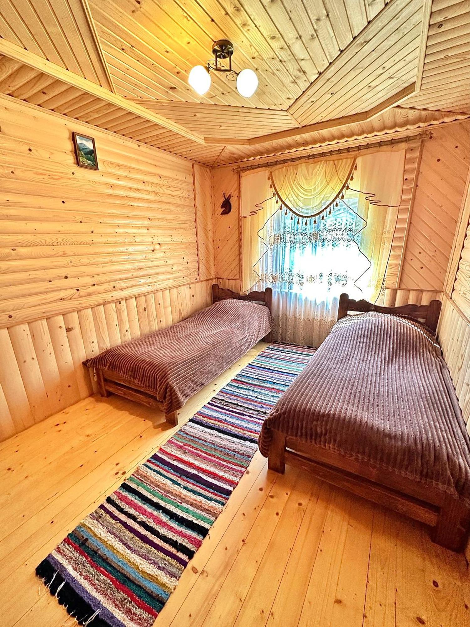 ホテル Вершина Карпат Krasnik エクステリア 写真